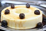 Almo&ccedil;o dan&ccedil;ante em homenagem &agrave;s Mulheres