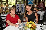 Almo&ccedil;o dan&ccedil;ante em homenagem &agrave;s Mulheres