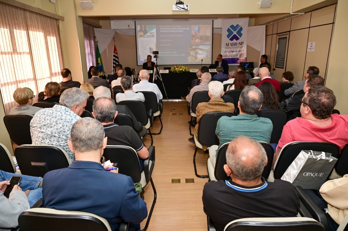 Diretores da PREVI e CASSI reuniram-se com os associados da AFABB-SP   