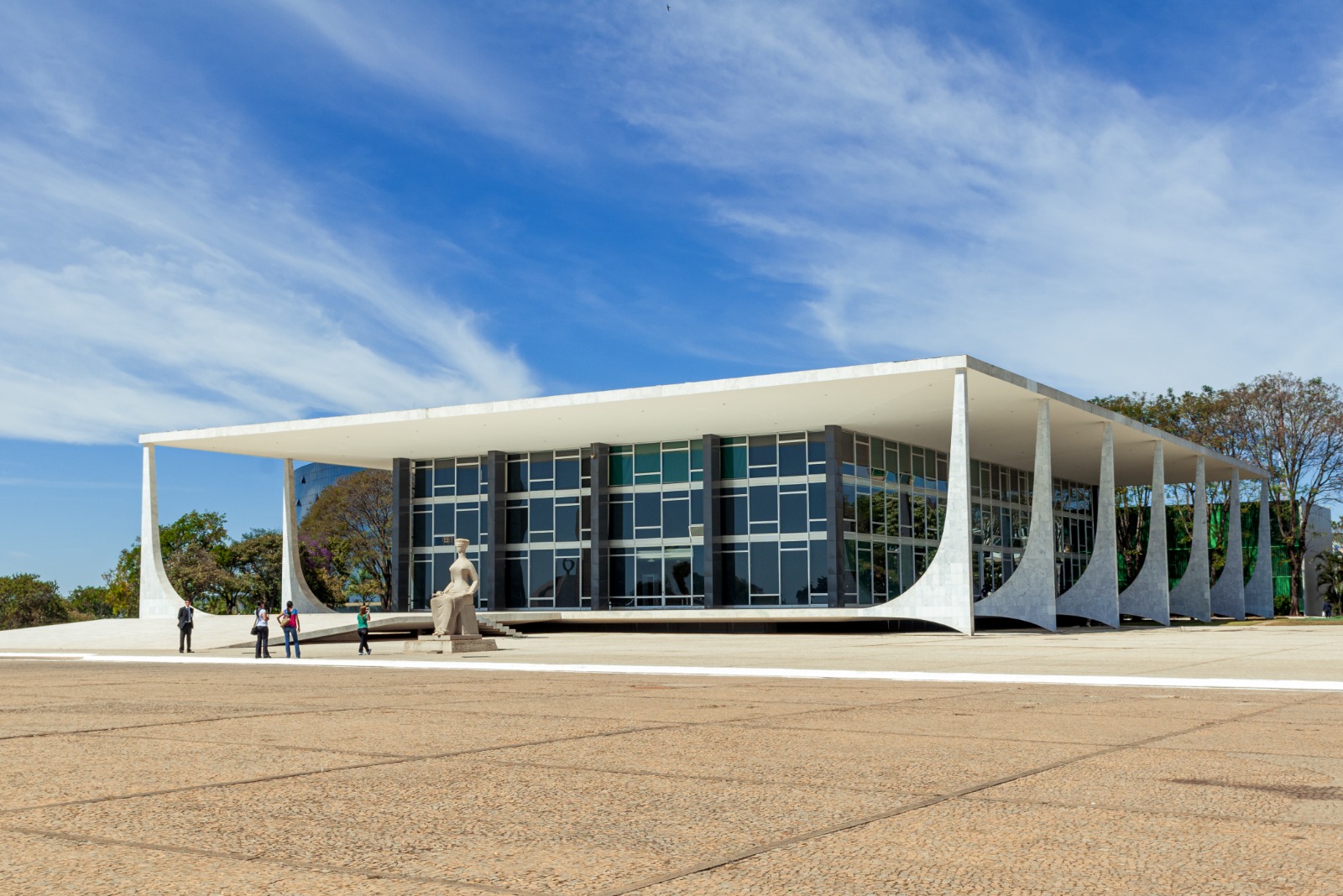 Maioria do STF mantém regras de pensão por morte do INSS   